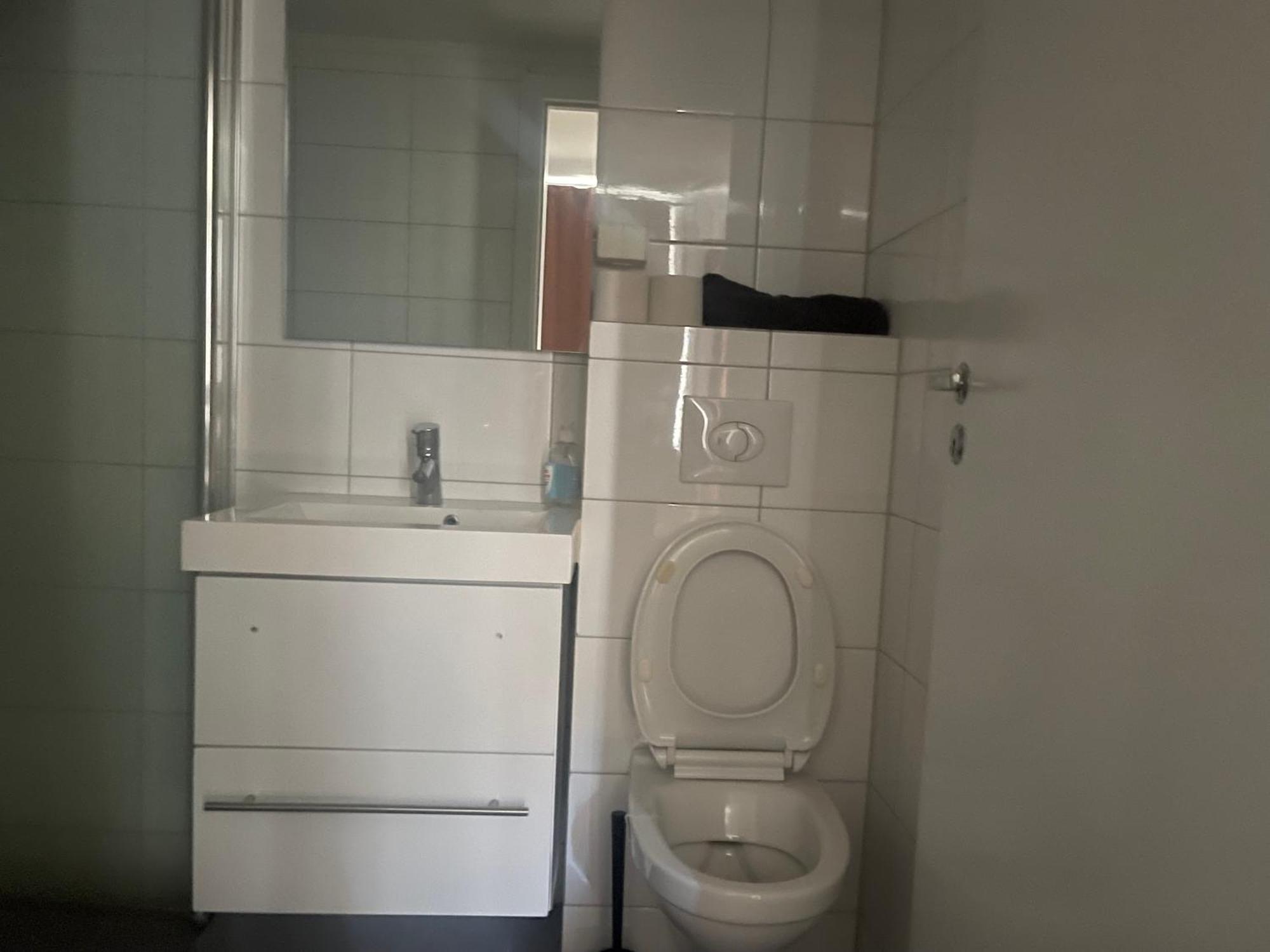 Appartement Located At Heart Of Center